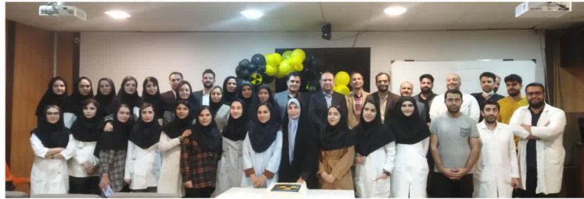 به مناسبت گرامیداشت روز رادیولوژی، از پزشکان، کارشناسان و دستیاران واحد رادیولوژی بیمارستان حضرت ولیعصر (عج) تقدیر شد .