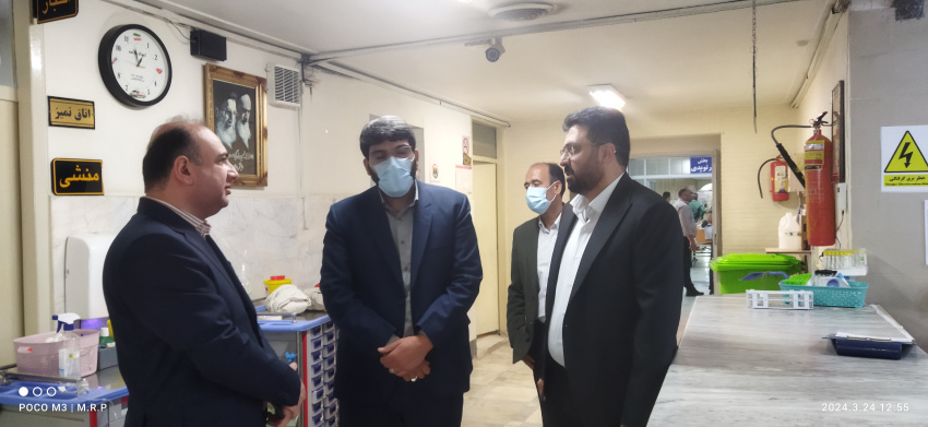 بازدید مدیرکل مدیریت بحران استانداری مرکزی از بخش های درمانی مرکز آموزشی درمانی حضرت ولیعصر (عج)
